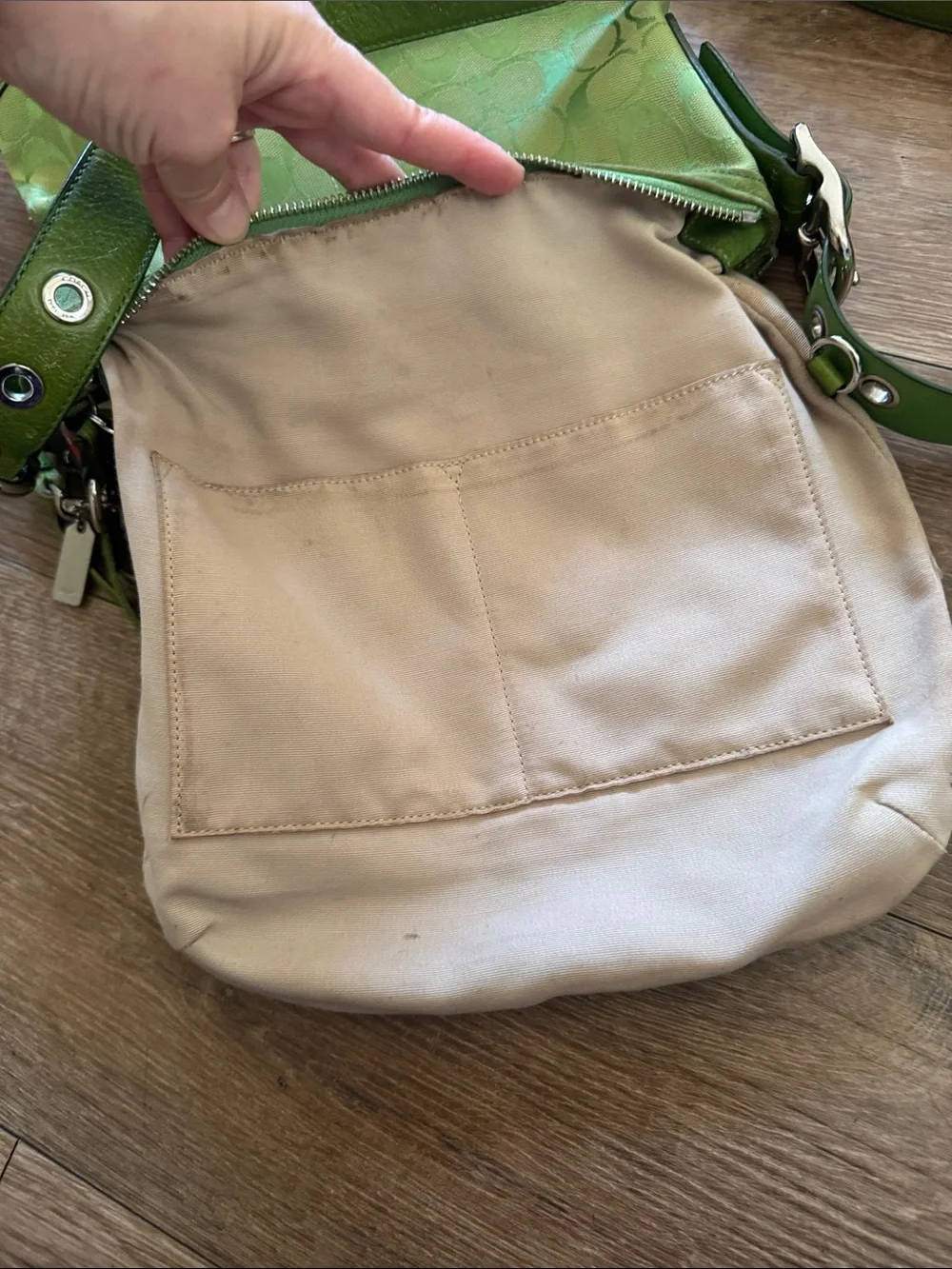 Coach Green 💚 #9362 crossbody bag with ladybug 🐞 keychain